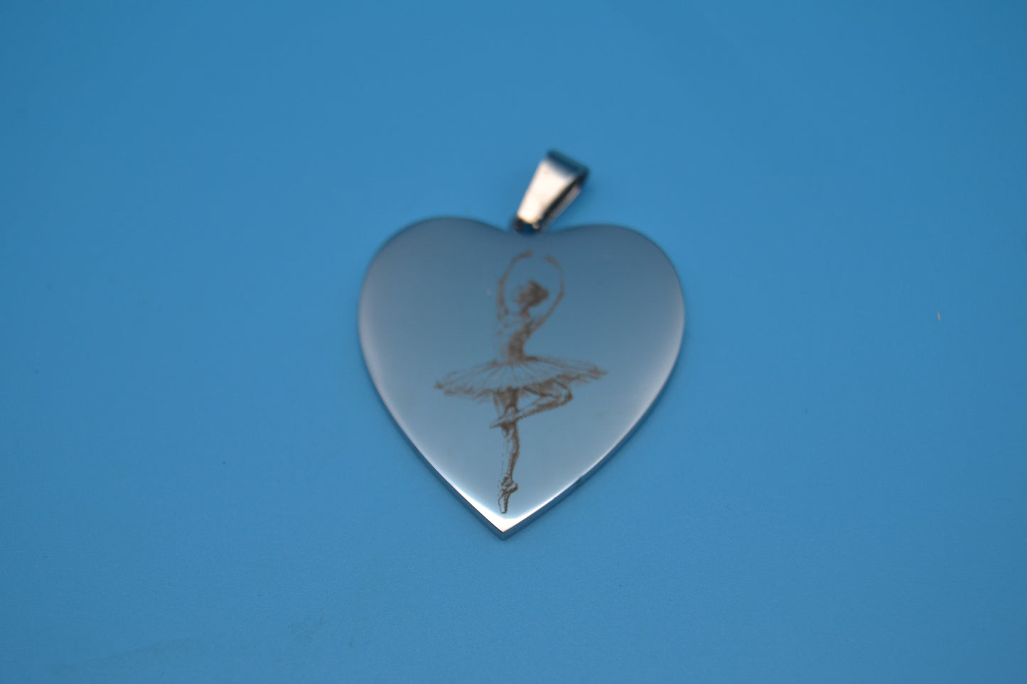 Kettenanhänger Herz Ballerina – Edelstahl Silber